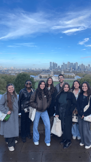 london custom study abroad program student group