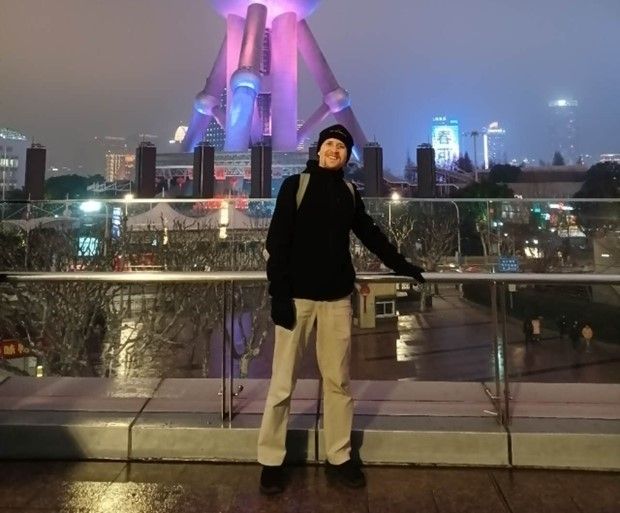Picture of Erik in China