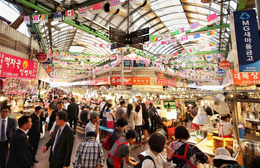 inside crowded market in seoul
