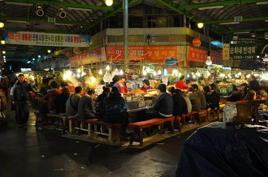 seoul south korea night market