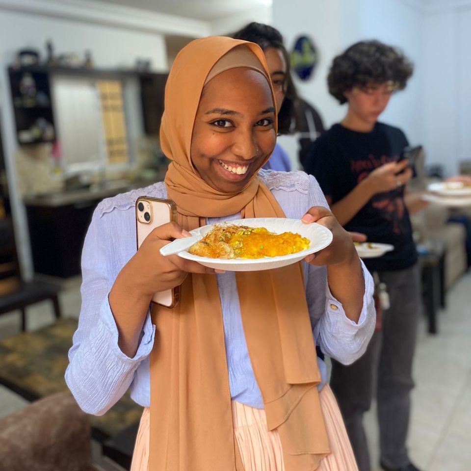 amman jordan student food dish plate