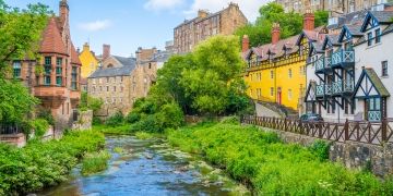 edinburgh dean village and river