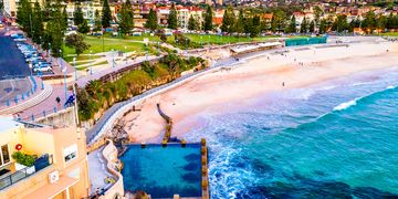 sydney coogee beach