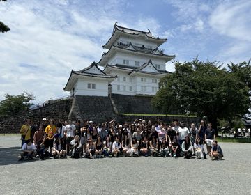 Tokyo Language & Culture students posed in front of Odawara Castle, in Hakone