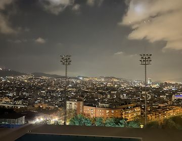 barcelona night time city lights