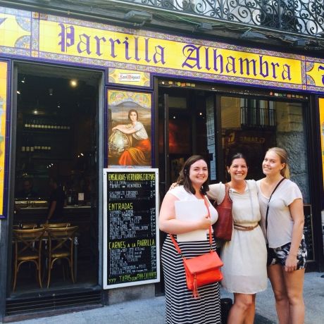 Madrid student outside restaurant