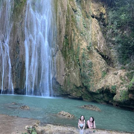 santiago dominican republic waterfall students