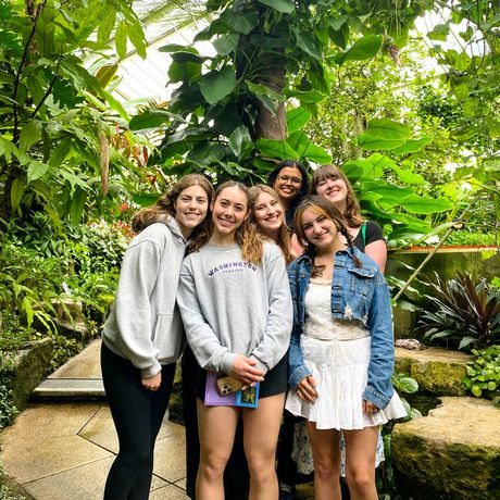 london-girl-group-kew-gardens