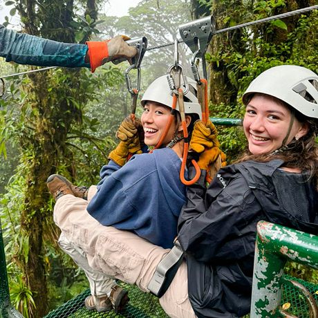 monteverde-girls-ziplining