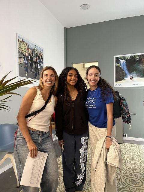 Students meeting their host families on arrival day in Barcelona