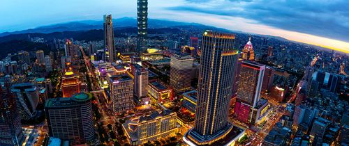 downtown taipei skyline