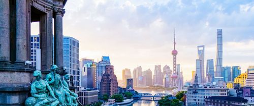 shanghai-skyline-winding-huangpu-rive