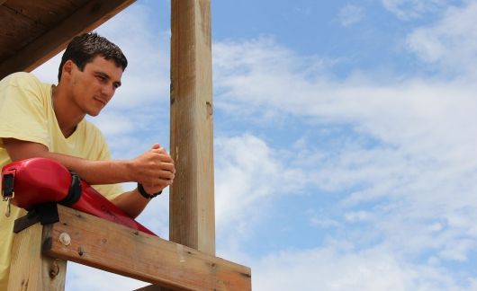 employee working as lifeguard