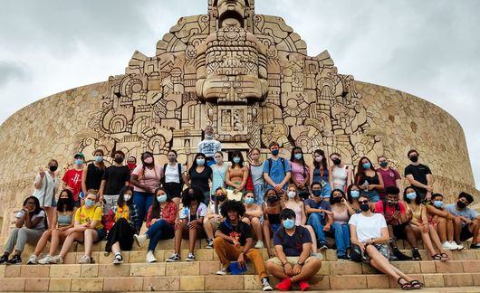 yucatan large student group at monument