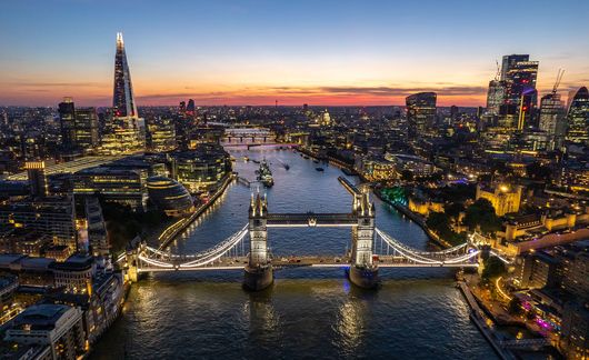 london downtown night