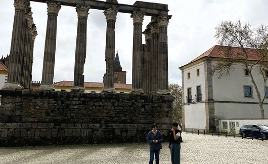 evora roman ruins day trip abroad