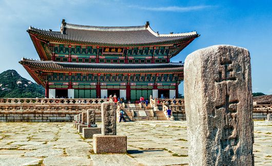 seoul-gyeongbokgung-palace-stone-sculptures