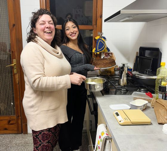 palma-housing-25-standard-homestay-cooking-mom