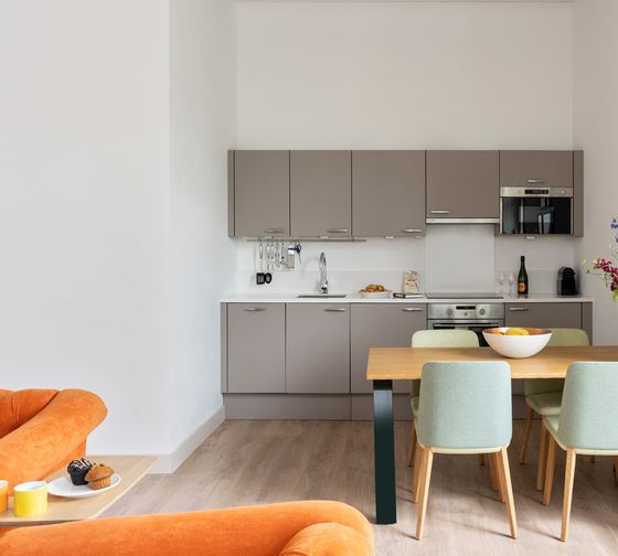 amsterdam-housing-25-select-plus-apartment-kitchen