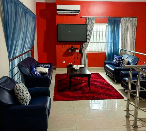 legon-housing-25-standard-hostel-living-room