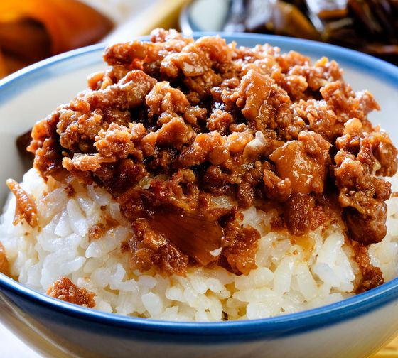 taipei-meals-braised-pork-over-rice