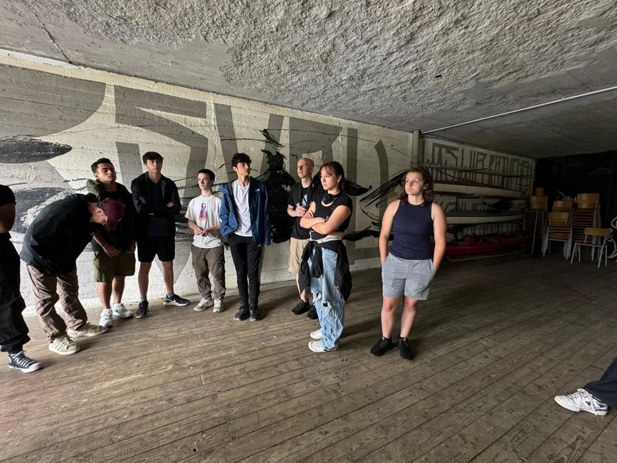 Sustanable walking Tour in a bunker by the river