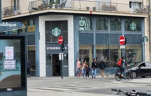 Rennes Starbucks