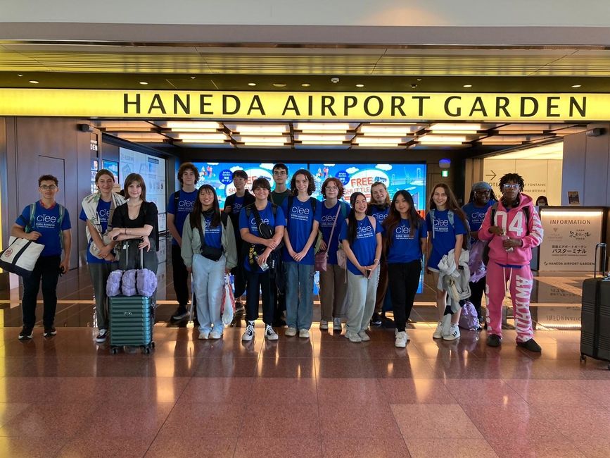 Photo of CIEE Students in front of Haneda Airport