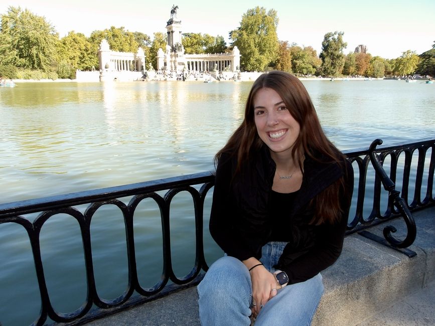 A photo in front of the Monument to Alfonso XII