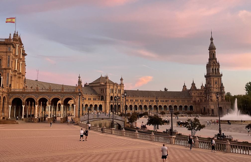 seville spain sunset