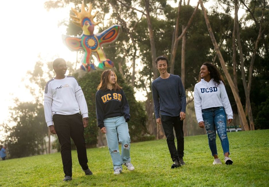 UC San Diego Students, Photo: Erik Jepsen/UC San Diego. 