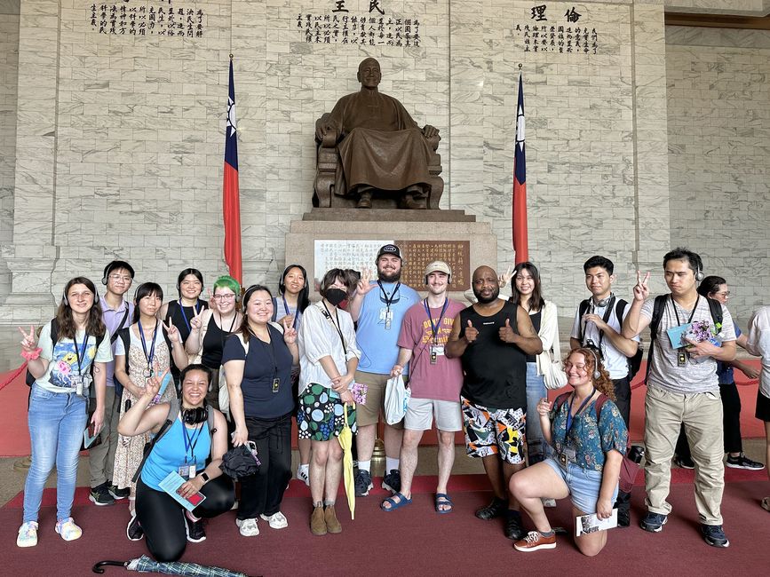 taipei_chiang-kai-shek-memorial-hall.jpg