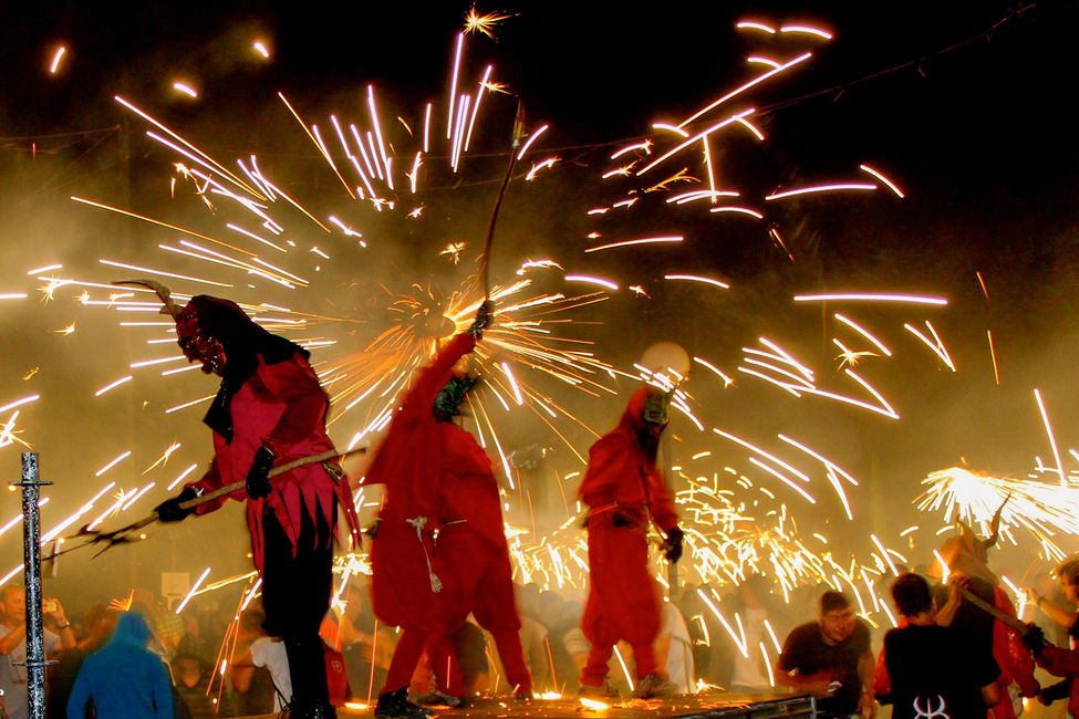 palma-saint-johns-night-festival-demons