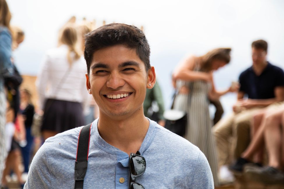 Seville student smiling during a visit to the gardens of the Alhambra