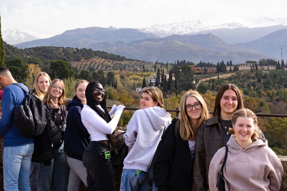 granada-spain-mountain-group-shot.JPG