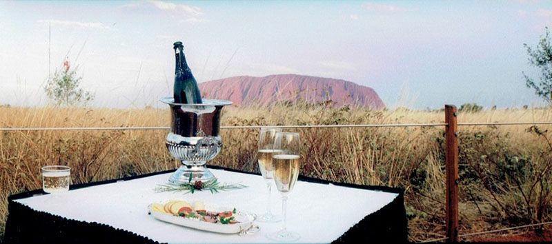 Uluru_AKA Ayer's Rock_The Northern Territory_photo by William Stone