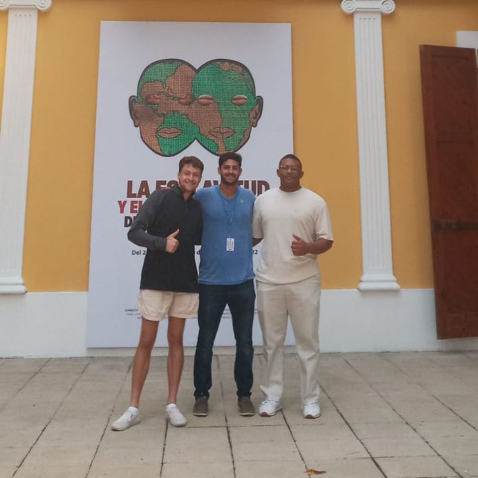 santiago dominican republic students smile together