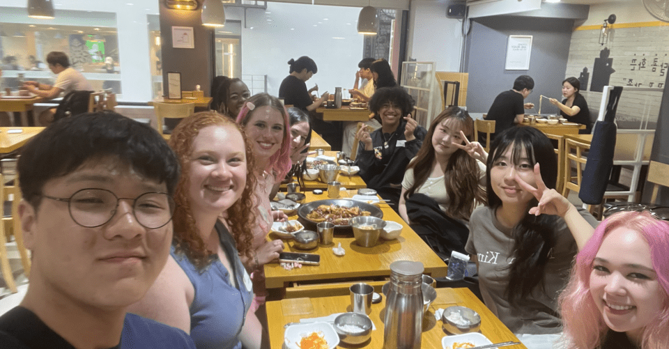 Meeting our Seoulmates who have been so helpful and shown so much Jeong