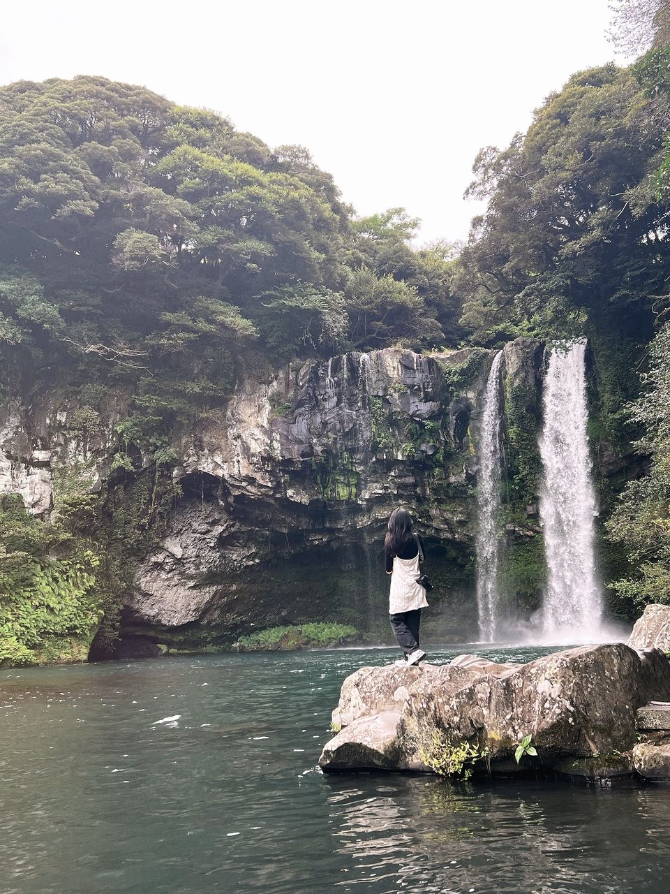 Cheonjiyeon Waterfall