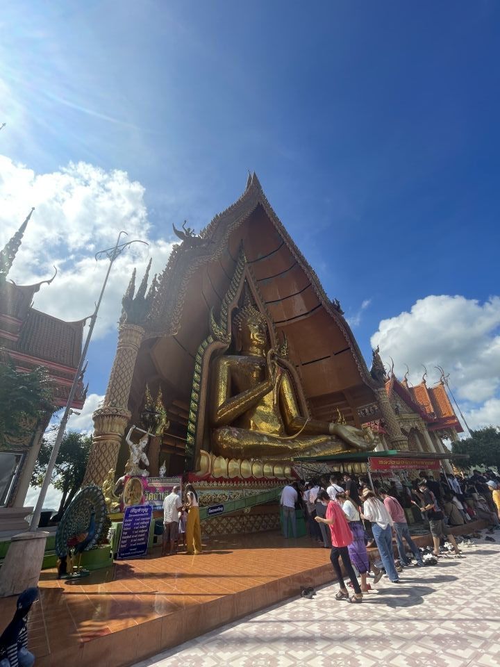 Buddha statue